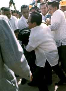 05 Nailayo agad ang sumaksak na napag-alam