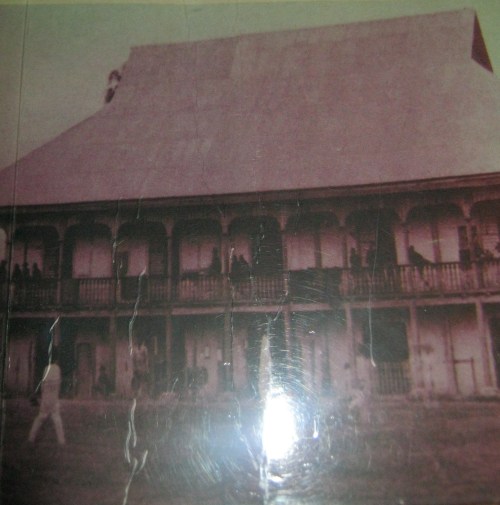 14 Sa Casa Real ng Tarlac