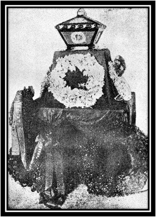 Rizal's urn. Photo courtesy of Dr. Vic Torres.