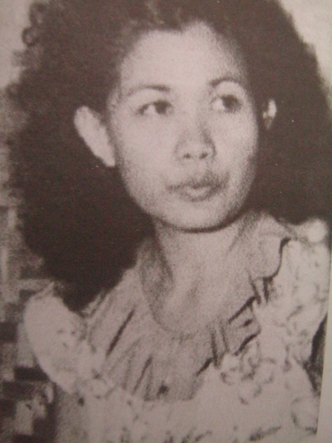 Remedios Gomez Paraiso.  Mula sa Singsing.