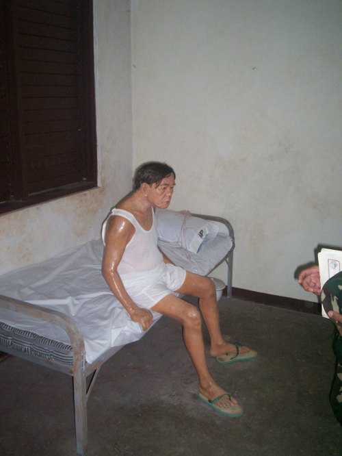 Ang rebulto ni Diokno na nakalagak ngayon sa kanyang kwarto nang makulong sila dito. Fort Magsaysay, Laur. Kuha ni Xiao Chua