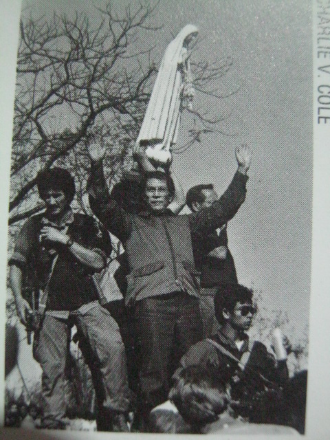 Si Gringo Honasan, Juan Ponce Enrile, Fidel Ramos at ang mahal na birhen. Mula sa Bayan Ko!