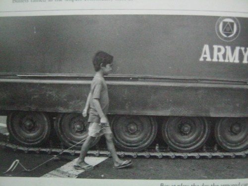 Kailangan pang mapakinabangan nang mas nakararami ang Diwa ng EDSA. Ang demokrasya ay gamitin sa kaginhawaan ng mas nakararami. Para sa susunod na henerasyon. Mula sa James Reuter Foundation.