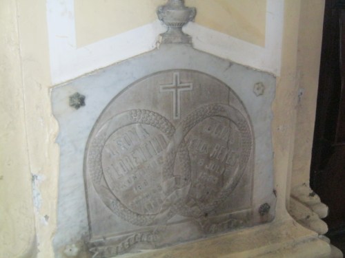 Ang libingan ni Leona Florentino, 35 taong gulang, sa Katedral ng Vigan. Kuha ni Xiao Chua.