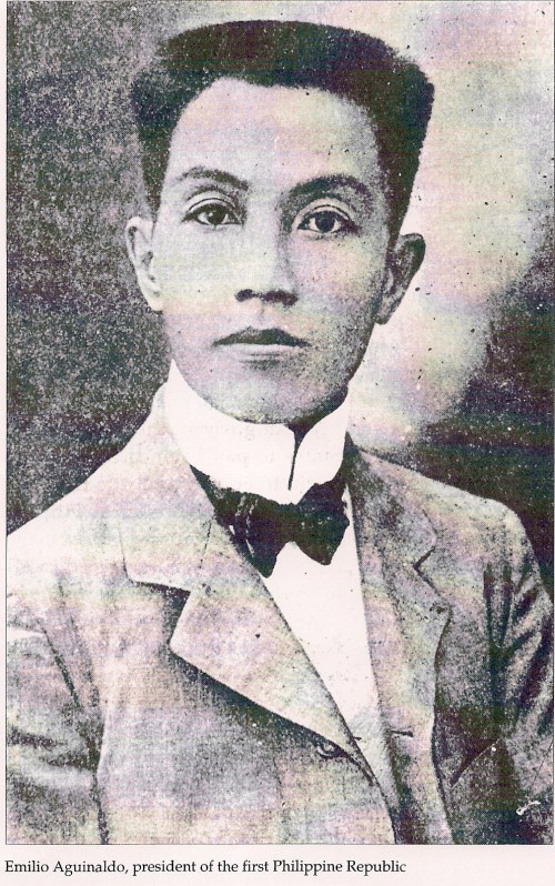 Emilio Aguinaldo, Pangulo ng Unang Republika ng Pilipinas. Mula sa Great Lives Series.