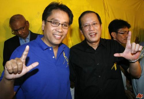 Si Mar at si Noynoy, 2010.