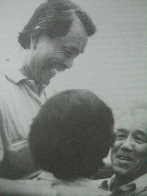 Si Nene habang pinapakilala kay Mayor Cesar Climaco ng Zamboanga City ang kanyang anak na si Teresa nang bumisita si Climaco sa Cagayan de Oro.  Sabi ni Climaco, "Thank God you look like your Nanay!", 1983