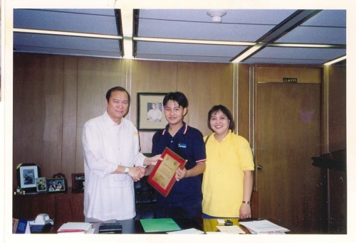 Senador JunMag, Xiao Chua at inang si Vilma.  Philippine International Convention Center, Enero 1999.