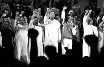 Ang mga Christian Brothers, o mas kilala bilang mga La Salle brothers sa Pilipinas.