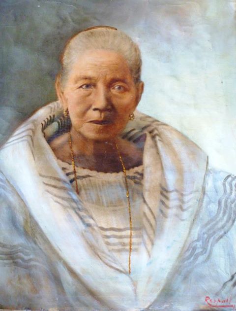 Trinidad Famy Aguinaldo.  Mula sa Facebook ng Aguinaldo Shrine.  Isang version ng kanyang sinabi ay, "Nagalaw pa ba yan?  Mga masasama kayong tao!"