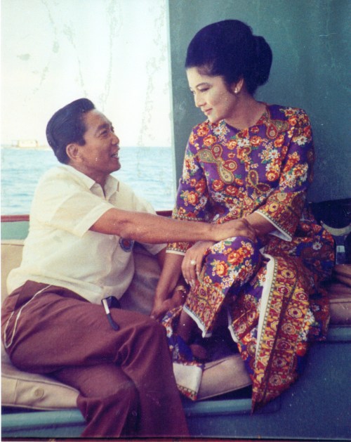 Isang personal na larawan nina Pangulo at Unang Ginang Ferdinand at Imelda Marcos.  Mula sa Marcos Presidential Center.