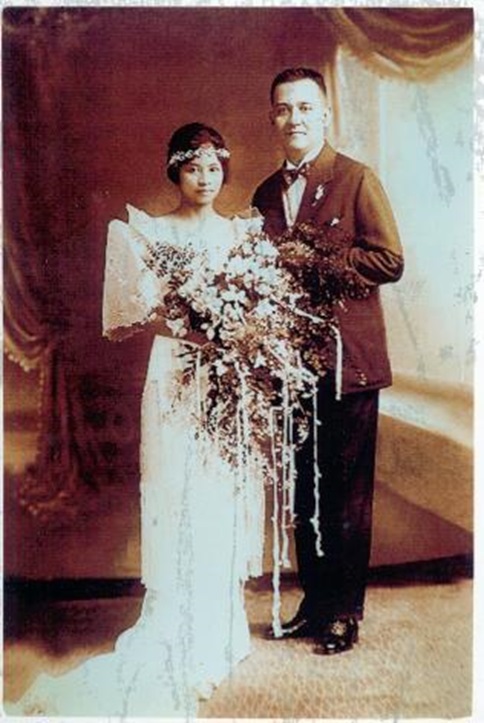 Ang kasal ng mga magulang ni Imelda.   Mula sa Marcos Presidential Center. 