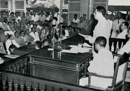 From tumblr.malacanang.gov.ph: President Manuel Roxas, as he delivers his first State of the Nation Address, on June 3, 1946.