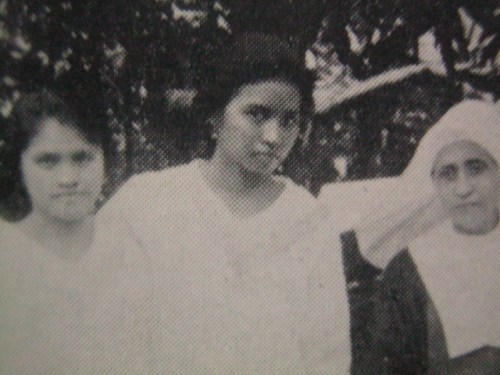 Si Remedios Trinidad noong kanyang kabataan.  Mula kay Carmen Pedrosa.