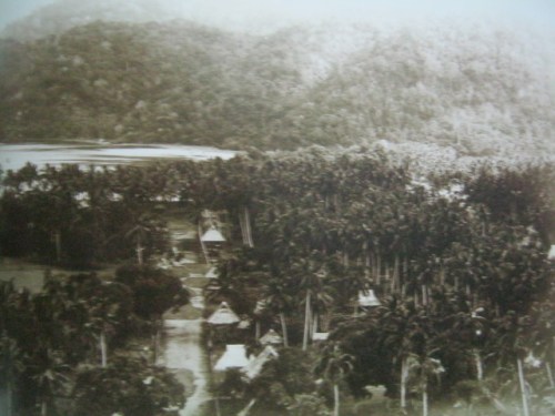 Dapitan.  Mula sa Vibal Foundation.