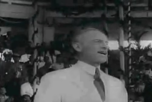 Si Senador Millard E. Tydings.  Mula sa newsreel na "Philippine Independence."