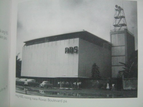 Opisina ng Alto Broadcasting Company sa Roxas Blvd. Mula sa talambuhay Dolphy.