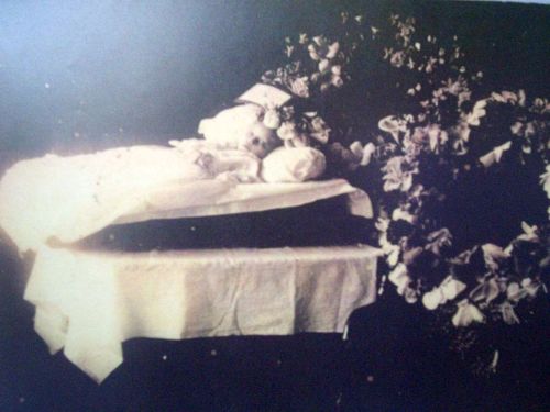 Recuerdos de Patay sa Pampanga. Mula sa Juan D. Nepomuceno Center for Kapampangan Studies.