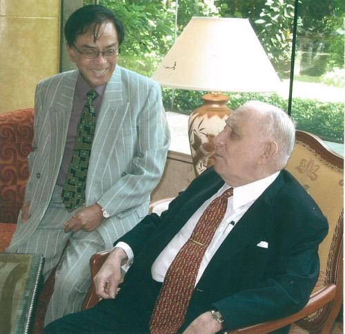 Si Charlie Agatep at James Lindbergh. Mula kay Charlie Agatep.