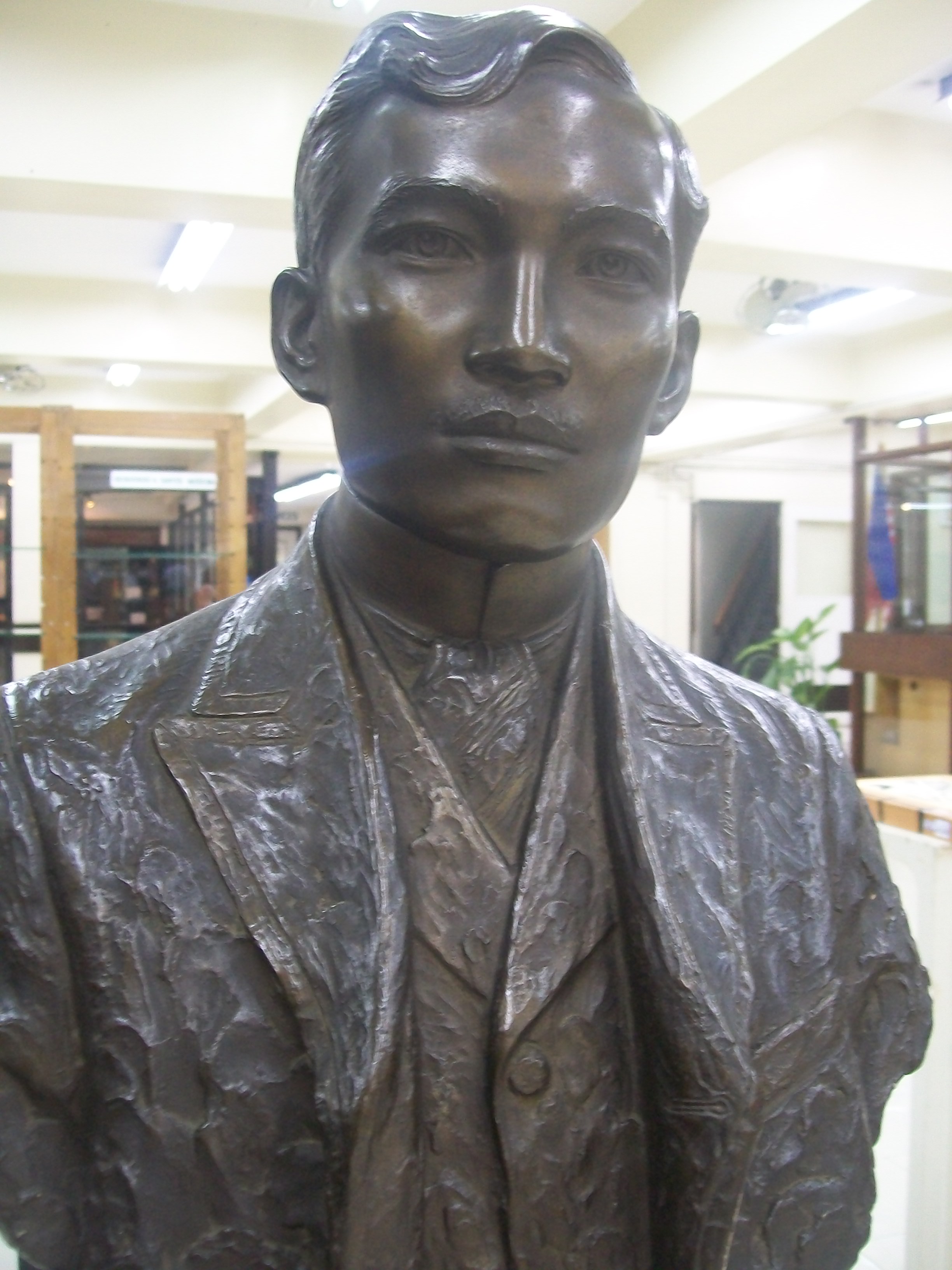 Xiao's DLSU Exhibit Rizaliana Collection 02a