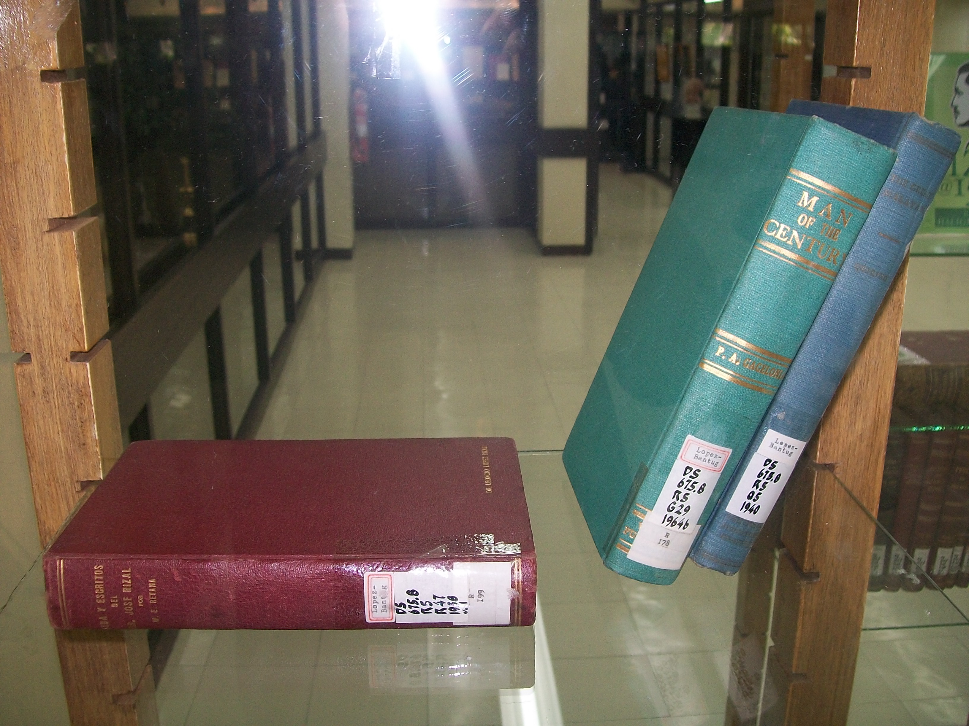 Xiao's DLSU Exhibit Rizaliana Collection 08